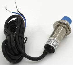 Proximity sensor LJC18A3-B-Z/AY 18mm PNP NC Capacitive